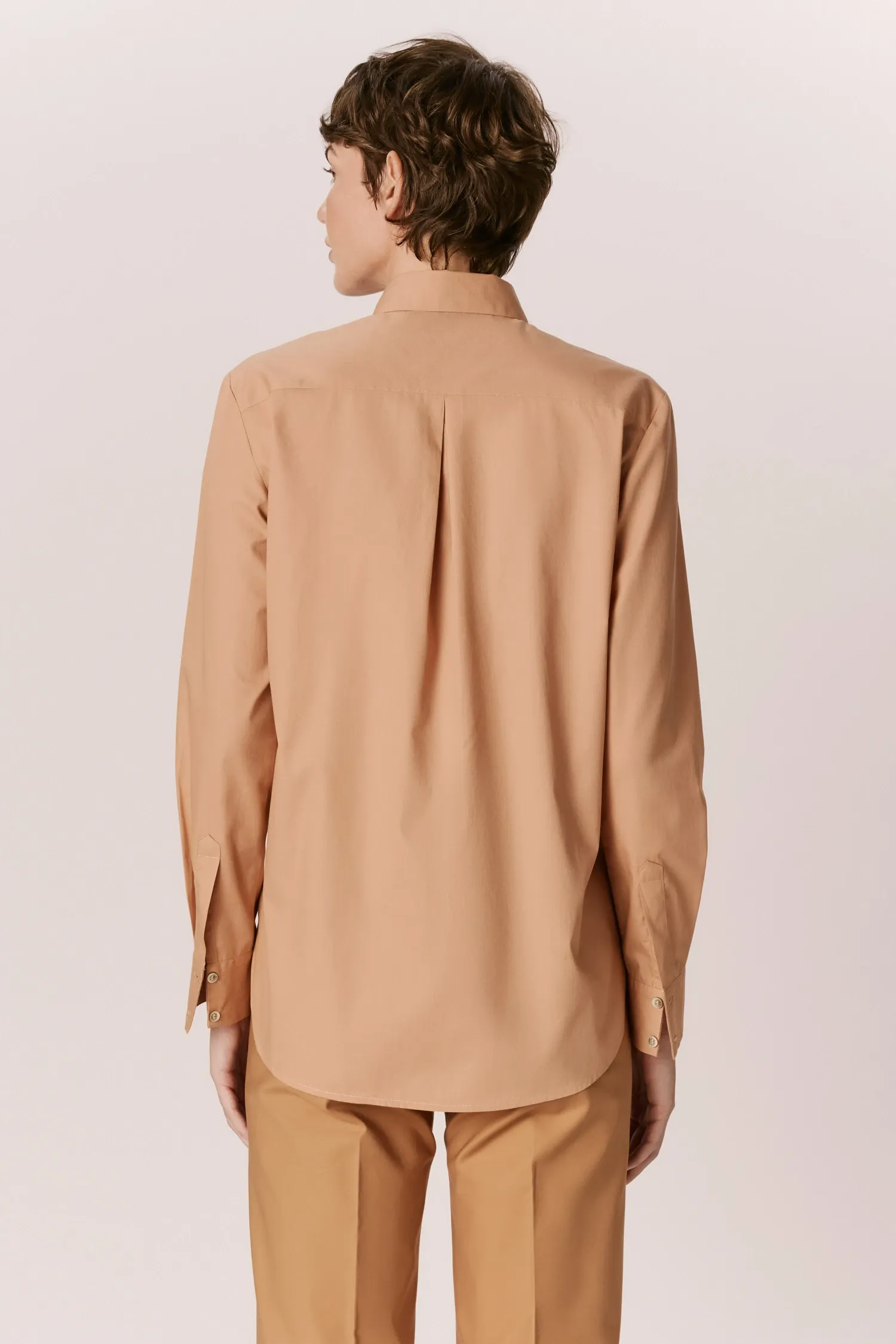 007485_CAMISA_CLASSICA_TAN_ANDREAMARQUES -4-